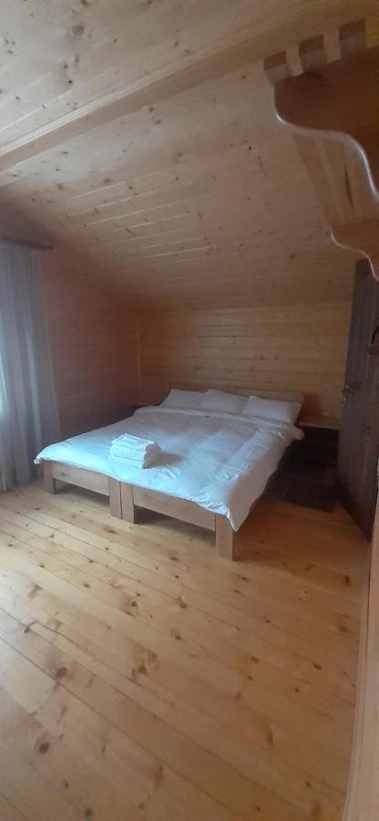 Біла Хата Apartment Iltsi ภายนอก รูปภาพ